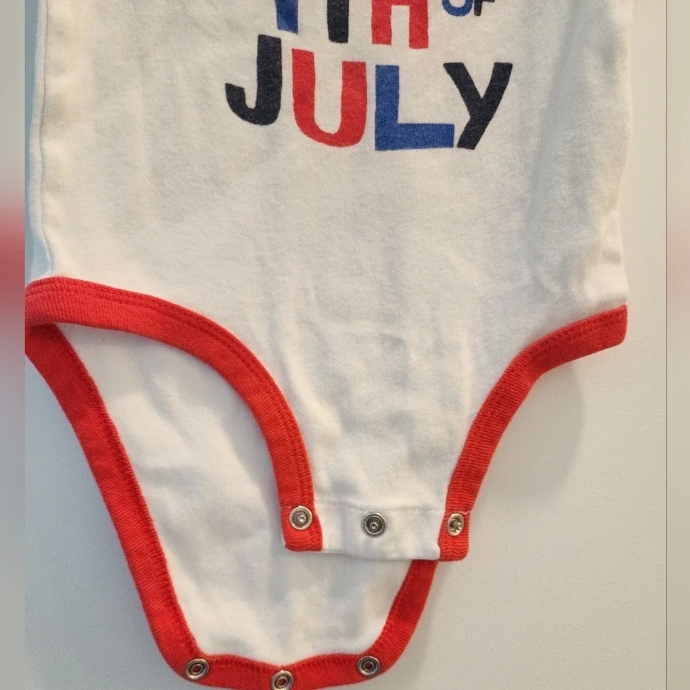 Kid's 9m Carter's‎ white fouth of July onesie patriotic Heroic Holiday America